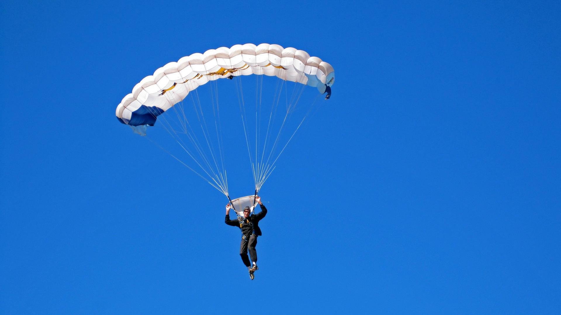 体育新闻中心发布体育主题融媒体叙事方式研究报告，全体育媒体